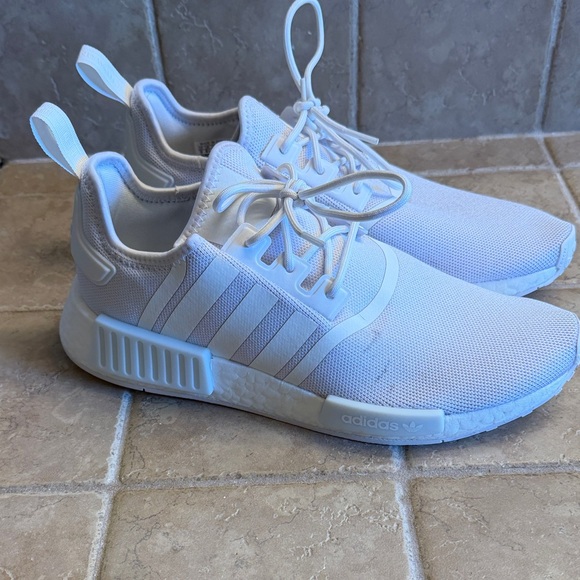 Adidas Mens 9 White Mesh Running Shoes - Picture 3 of 9